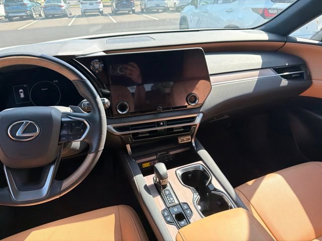 Used 2024 Lexus RX 350 Premium w/ Accessory Package (Z1) AWD/4WD image 10