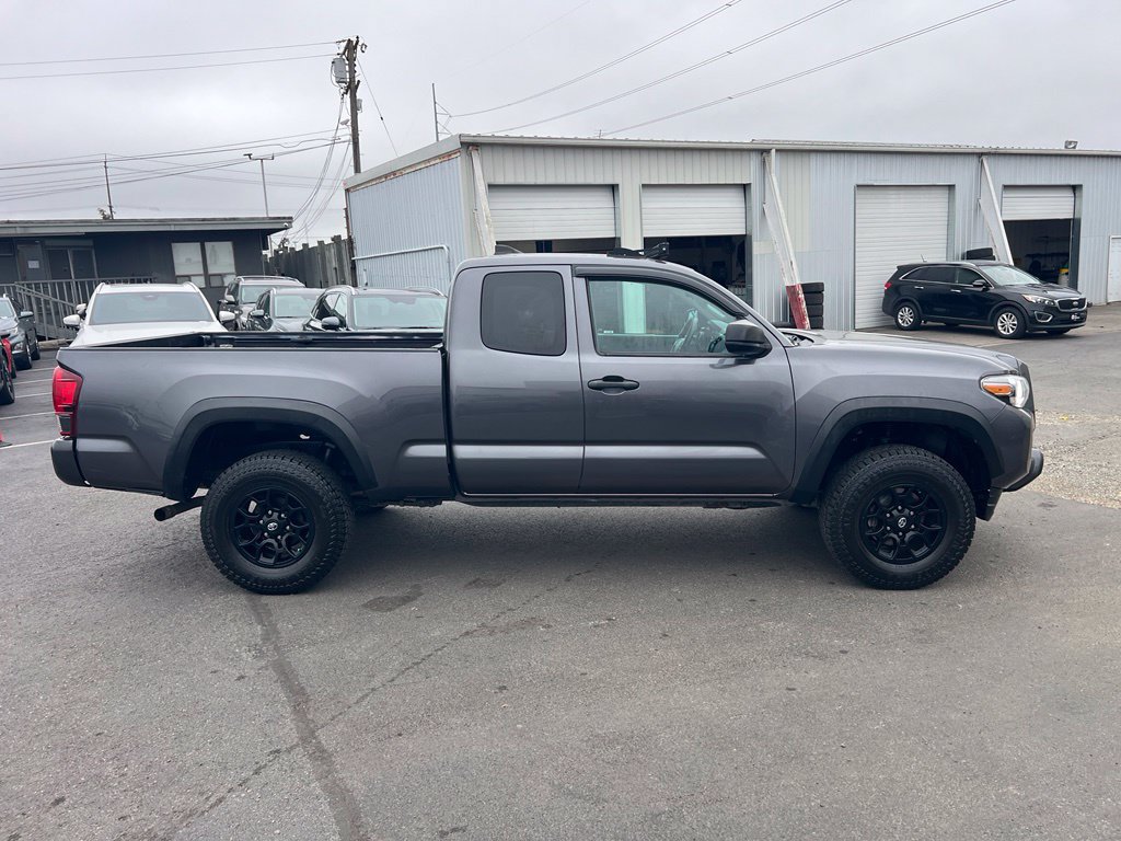 Used 2019 Toyota Tacoma SR w/ SX Package RWD image 8
