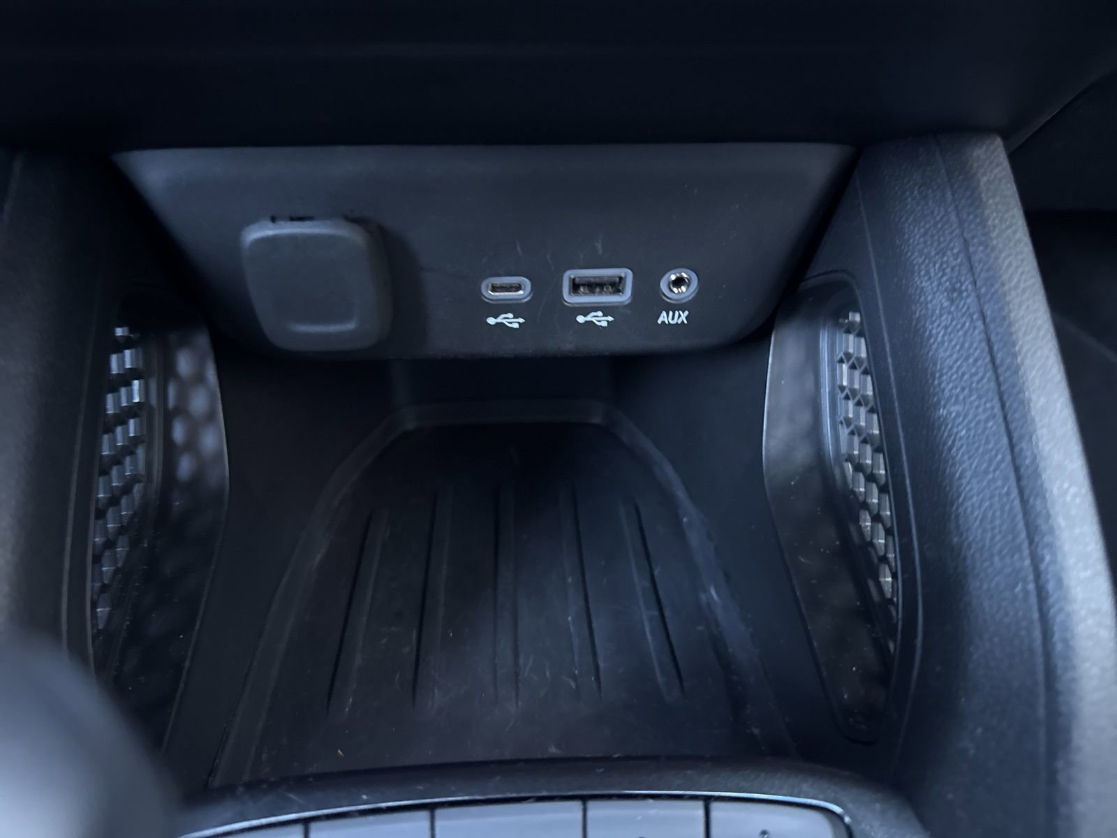 Used 2023 Chevrolet TrailBlazer RS w/ Convenience Package image 24