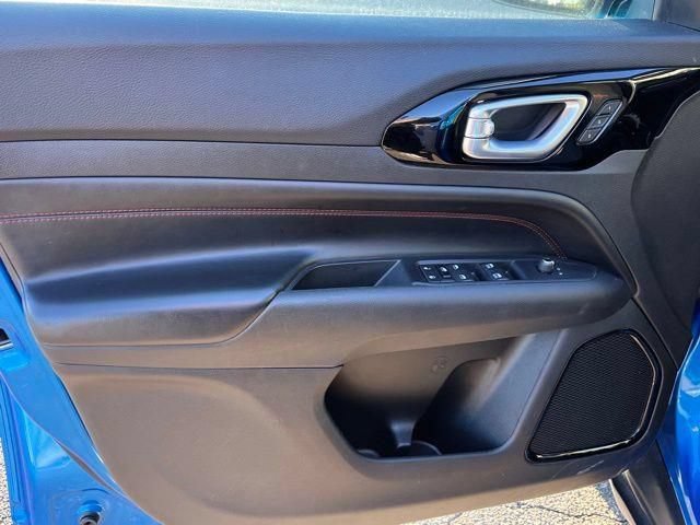 Used 2022 Jeep Compass Trailhawk w/ Trailhawk Elite Group AWD/4WD image 14