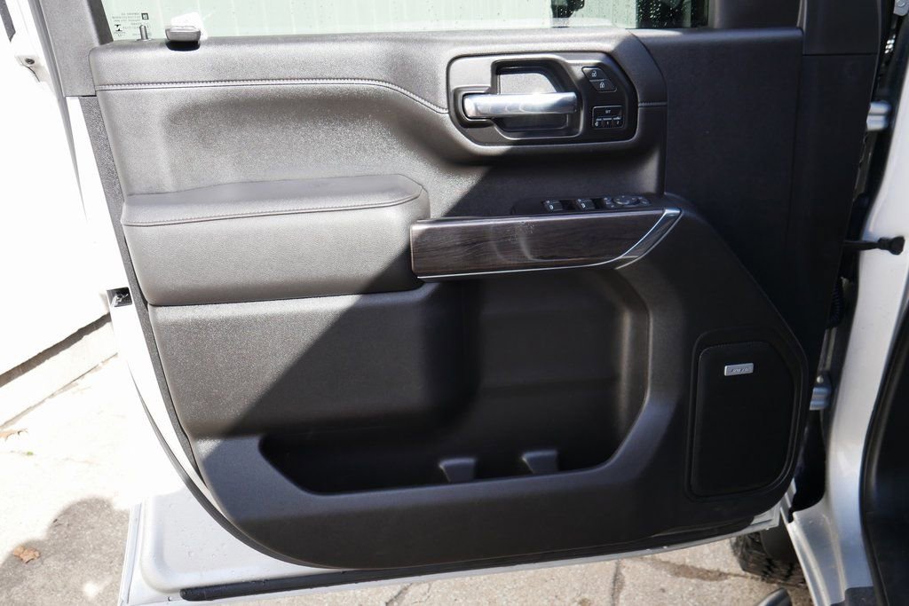 Used 2022 Chevrolet Silverado 3500 LTZ w/ LTZ Premium Package image 31