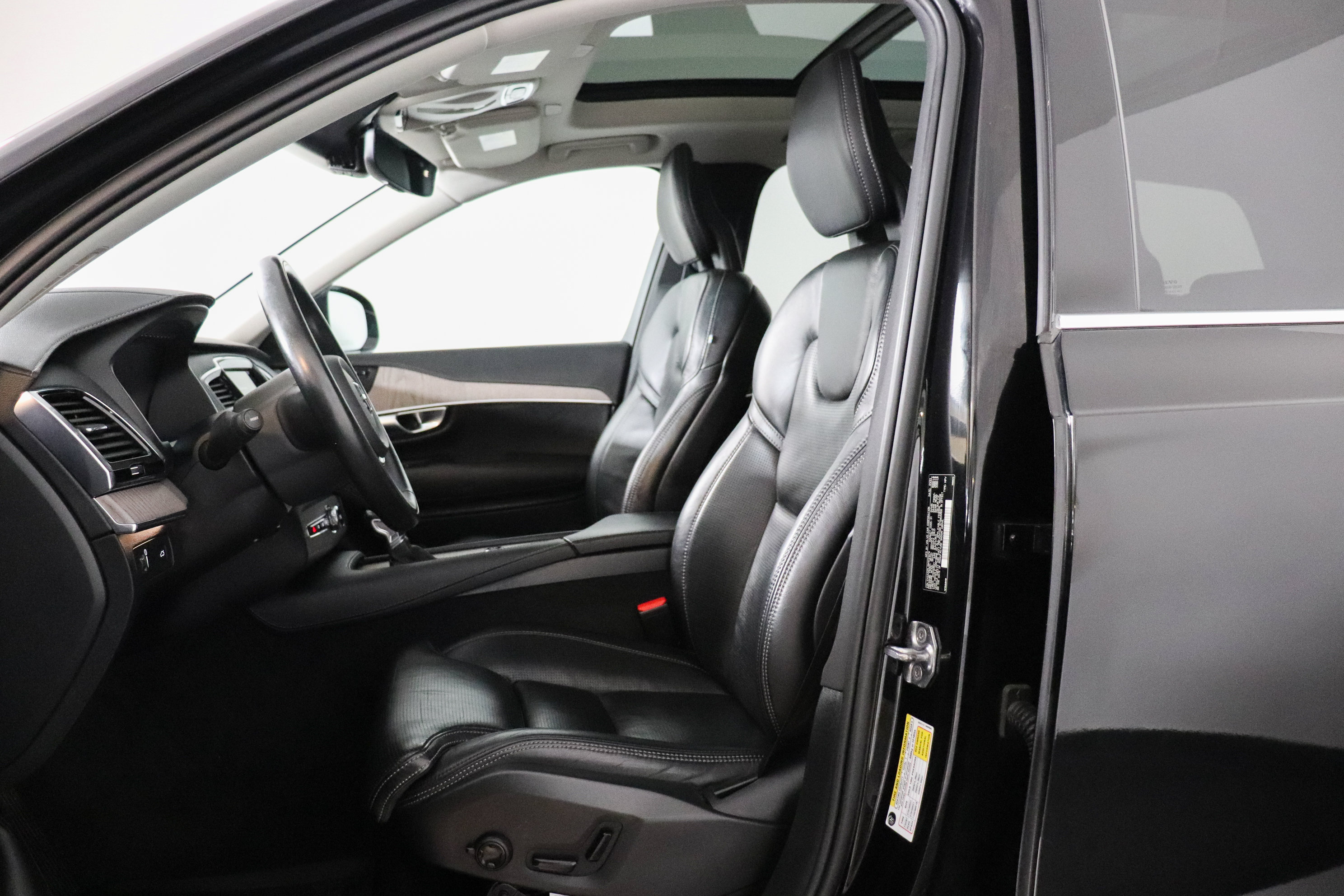 Used 2021 Volvo XC90 T6 Inscription w/ Advanced Package AWD/4WD image 14