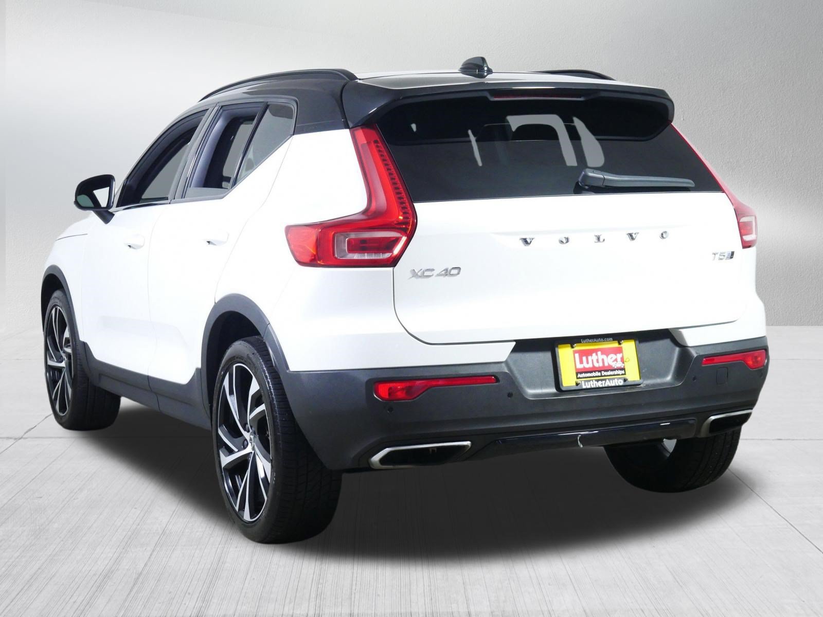 Used 2020 Volvo XC40 T5 R-Design w/ Protection Package Premier AWD/4WD image 5