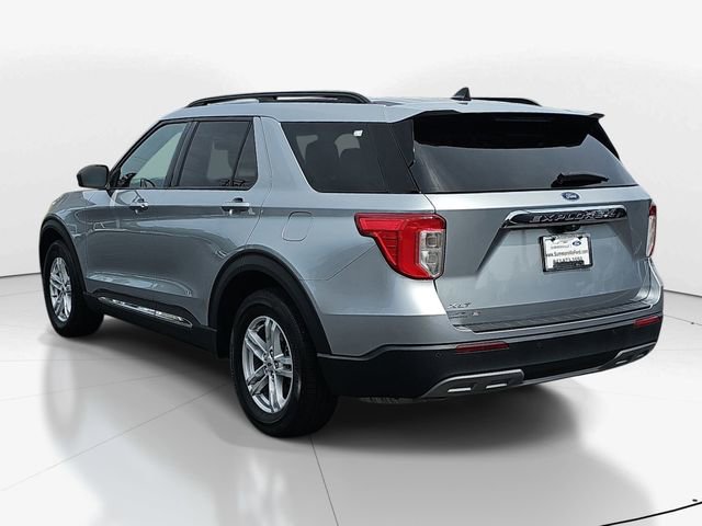 Used 2023 Ford Explorer XLT w/ Equipment Group 202A RWD image 5