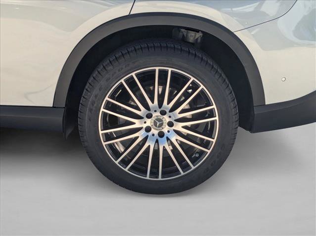 Certified 2023 Mercedes-Benz GLC 300 image 23