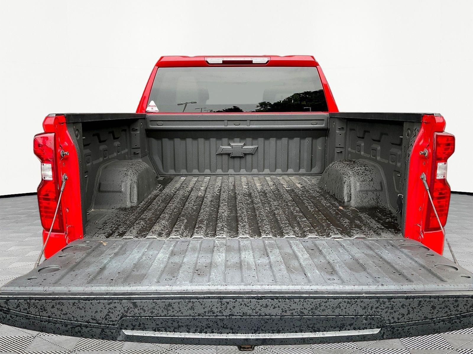 Used 2023 Chevrolet Silverado 1500 LT w/ Protection Package AWD/4WD image 7