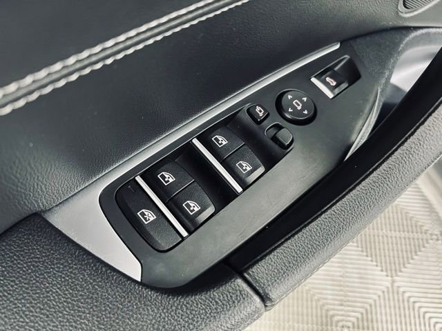 Used 2018 BMW X3 xDrive30i w/ Convenience Package image 18