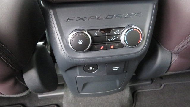New 2026 Ford Explorer Platinum image 17