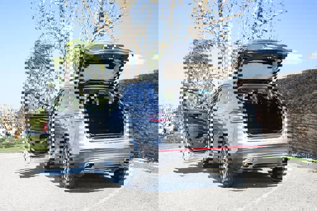 Used 2021 Lincoln Nautilus FWD w/ Equipment Group 101A image 20