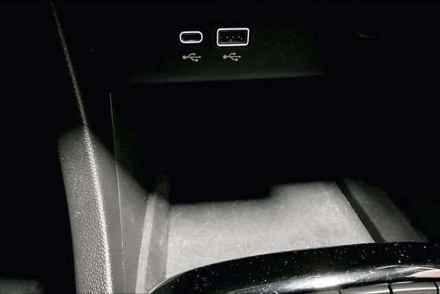 Certified 2024 Buick Encore GX Avenir w/ Avenir Convenience Package AWD/4WD image 24