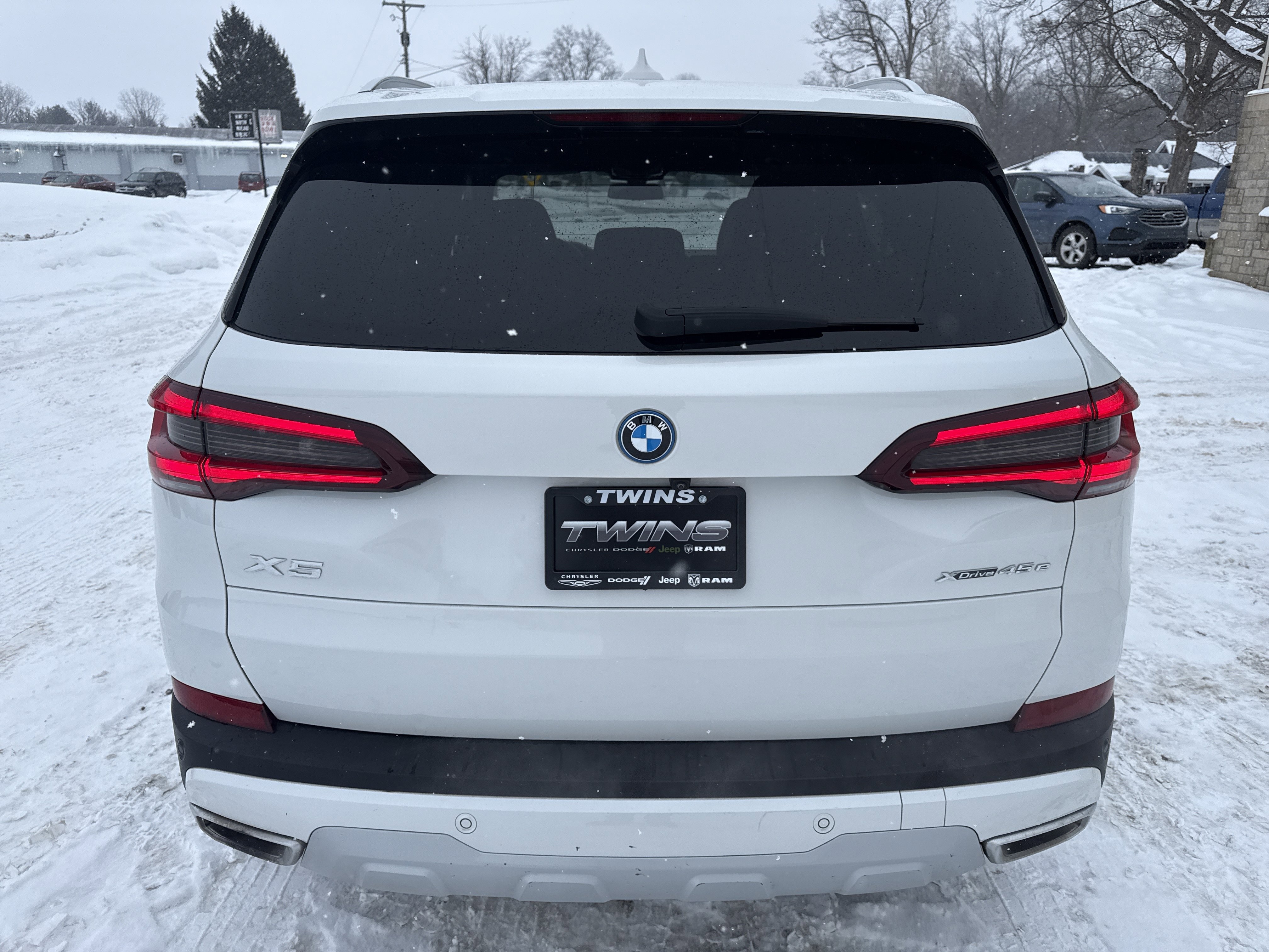 Used 2023 BMW X5 xDrive45e w/ Executive Package image 7