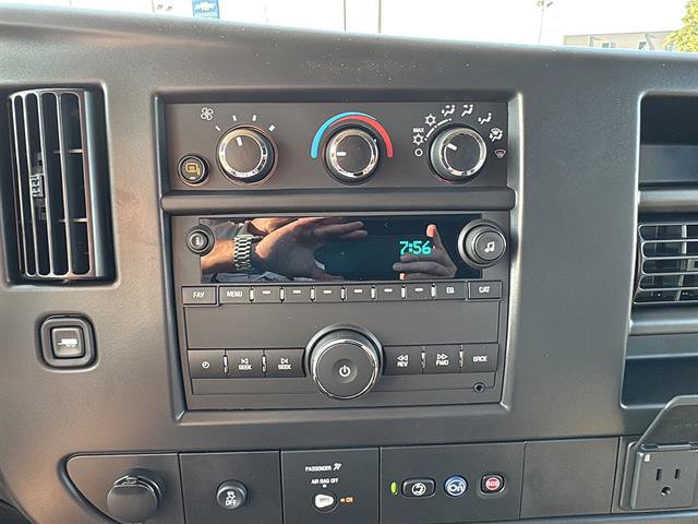 Used 2025 Chevrolet Express 2500 w/ Enhanced Convenience Package RWD image 16