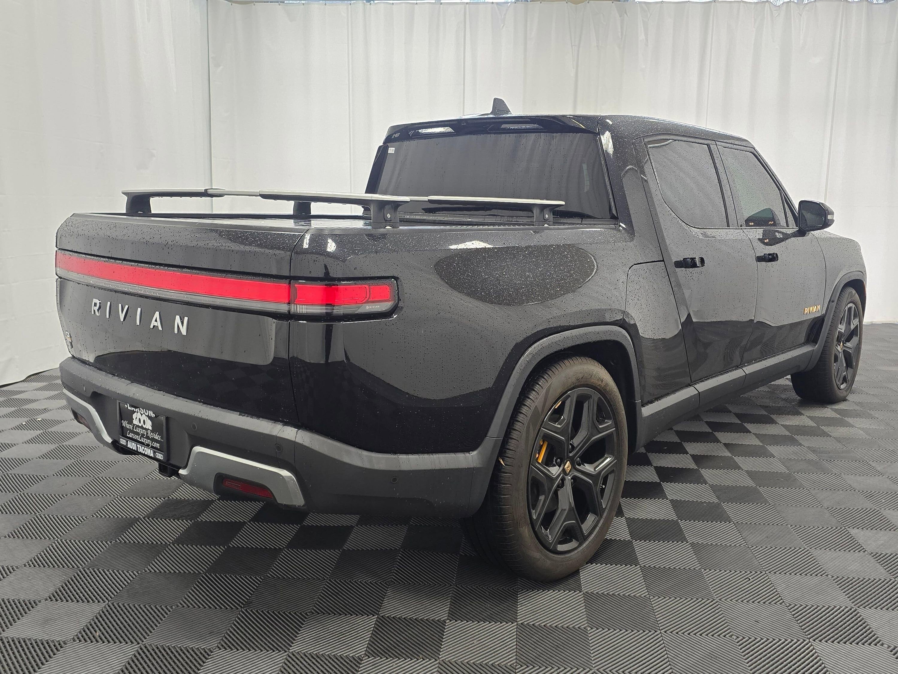 Used 2022 Rivian R1T Adventure AWD/4WD image 5