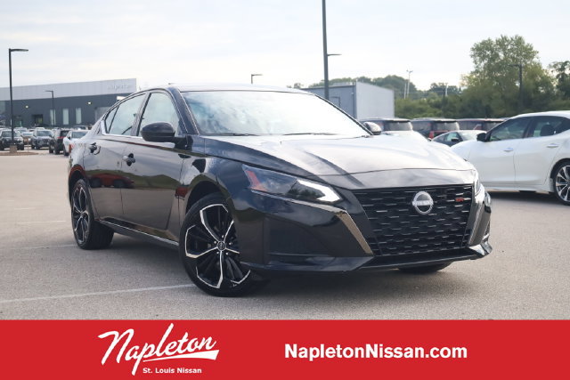 Certified 2025 Nissan Altima 2.5 SR AWD/4WD image 1