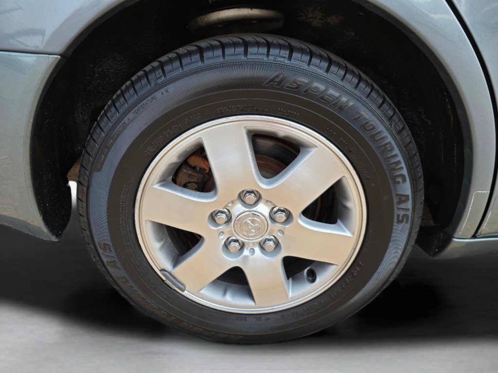 Used 2002 Toyota Avalon XL w/ Luxury Pkg FWD image 28