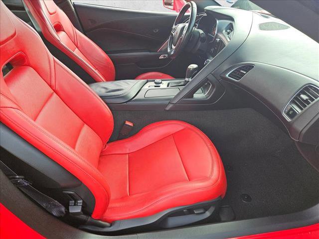 Used 2014 Chevrolet Corvette Stingray Coupe image 19