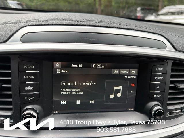 Used 2020 Kia Sorento EX FWD image 19