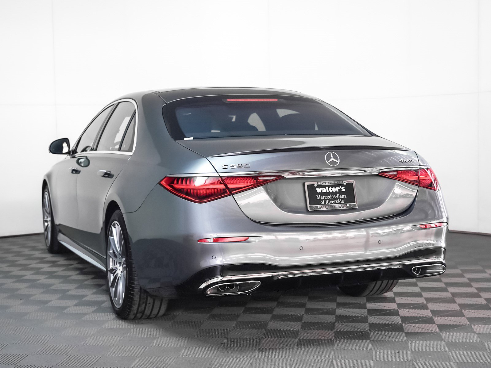 New 2026 Mercedes-Benz S 580 4MATIC Sedan image 2