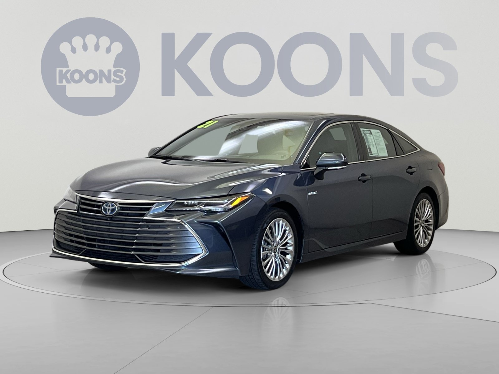 Used 2021 Toyota Avalon Limited w/ Advanced Safety Package FWD image 1