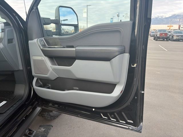 New 2026 Ford F250 XLT w/ XLT Premium Package AWD/4WD image 42