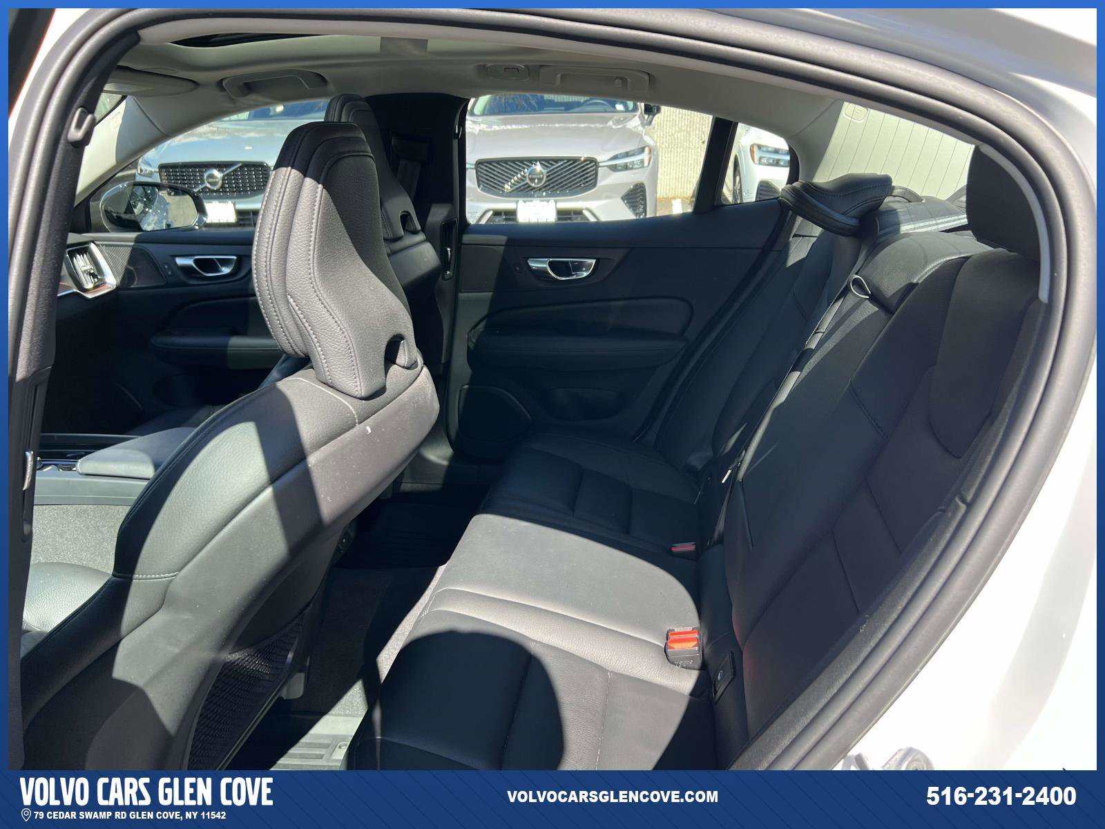 Used 2023 Volvo S60 B5 Plus w/ Climate Package image 9