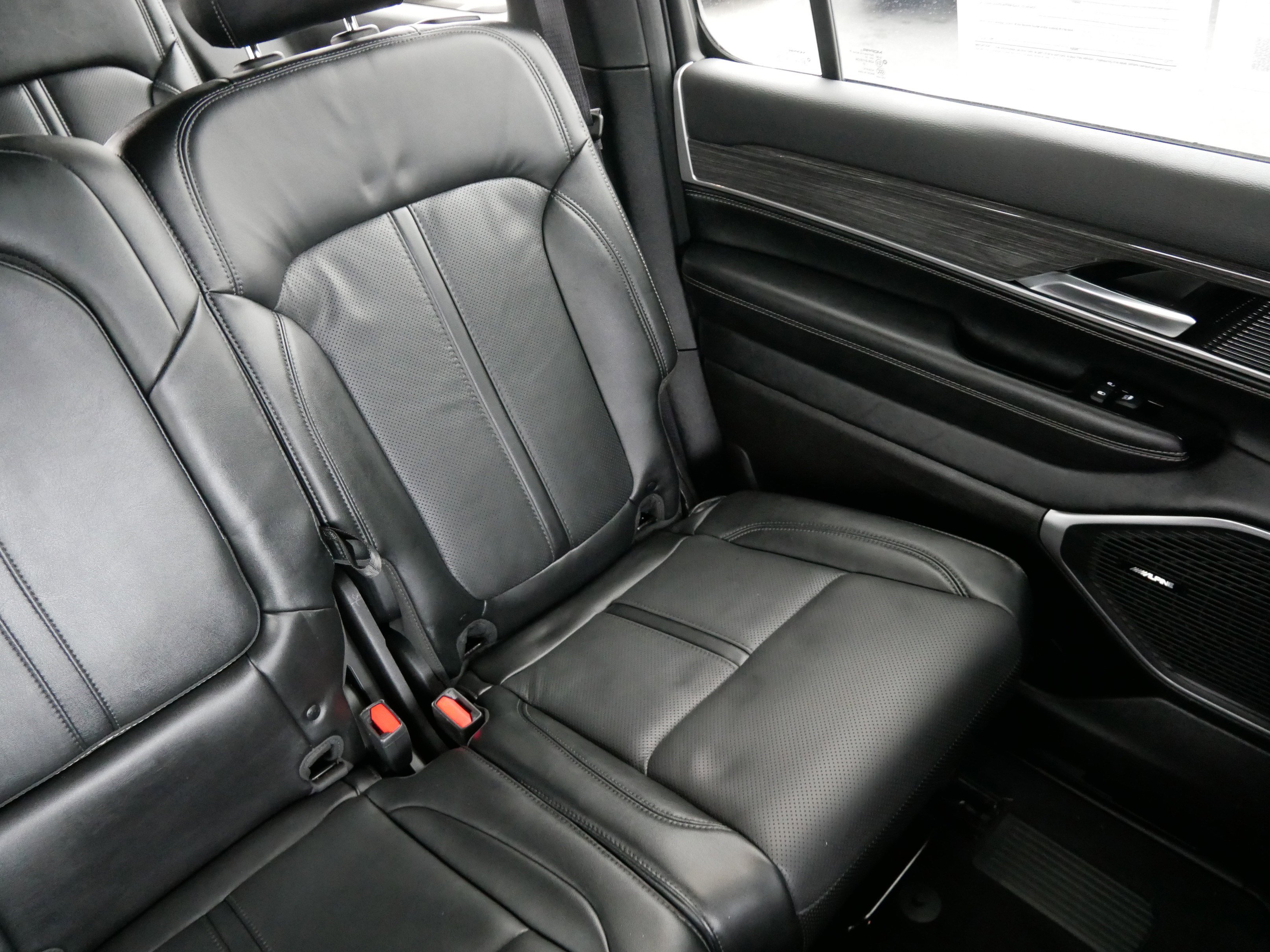 Used 2022 Jeep Wagoneer Series III image 14