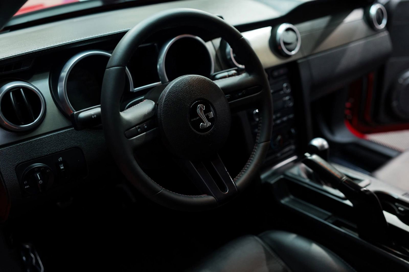 Used 2009 Ford Mustang Shelby GT500 image 32