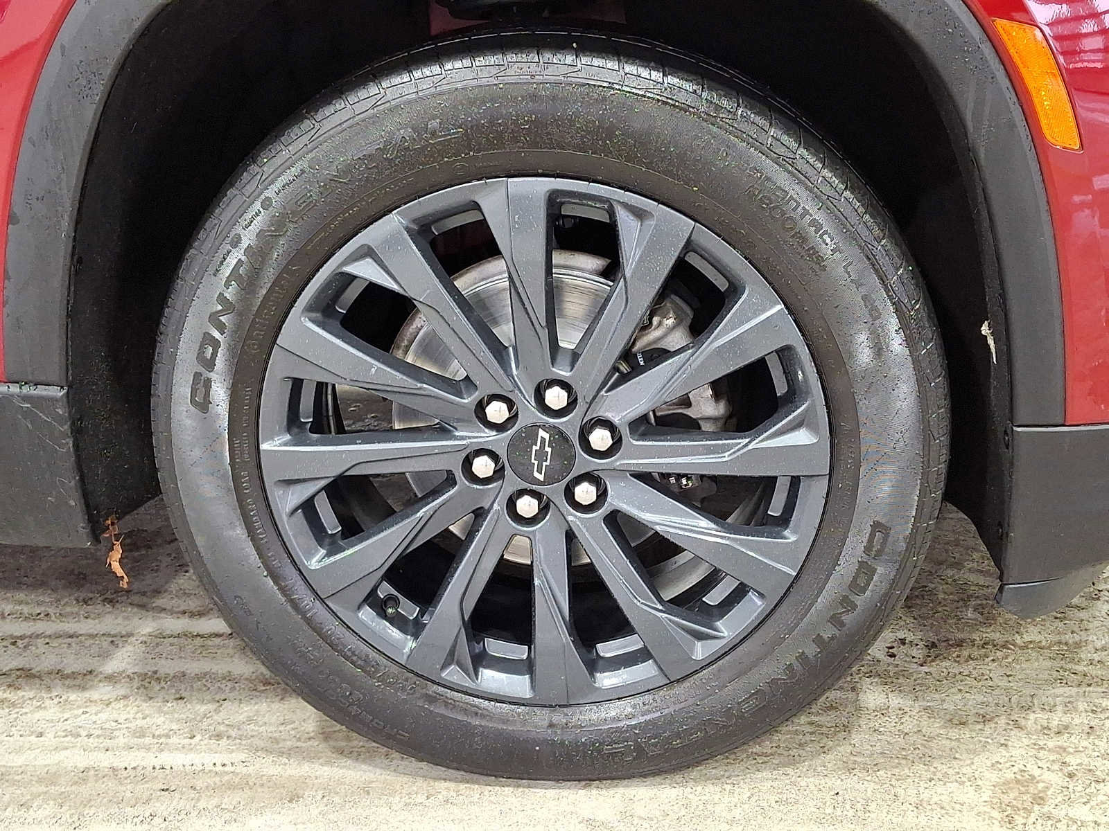 Used 2023 Chevrolet Traverse RS image 11