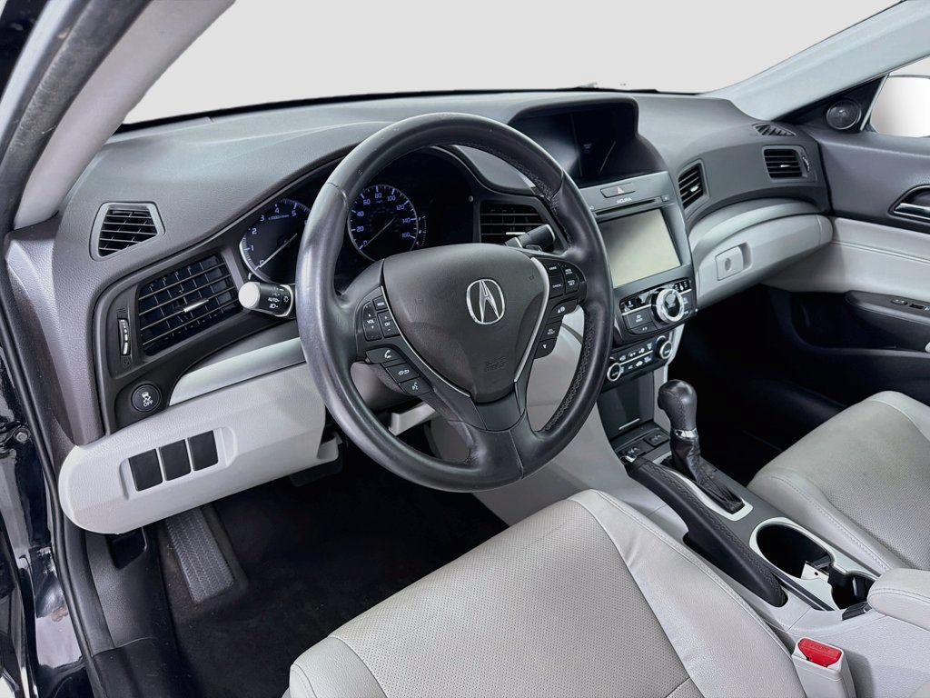 Used 2016 Acura ILX w/ Premium Package FWD image 9