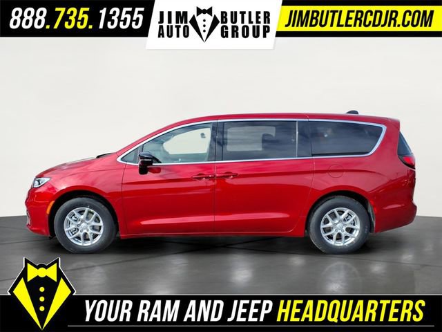 New 2026 Chrysler Pacifica Select image 2