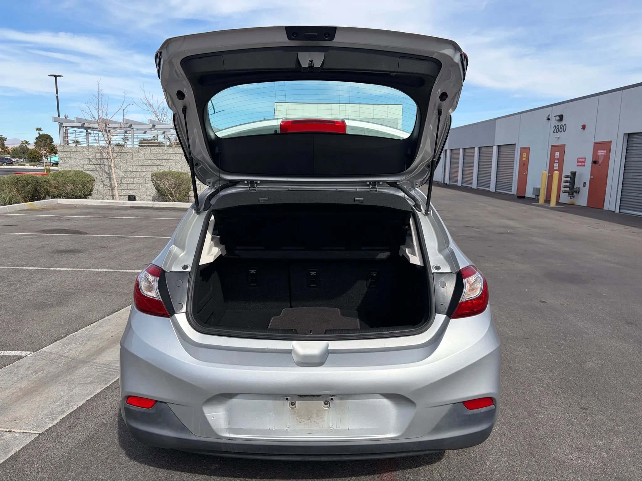 Used 2017 Chevrolet Cruze LT w/ Convenience Package image 9