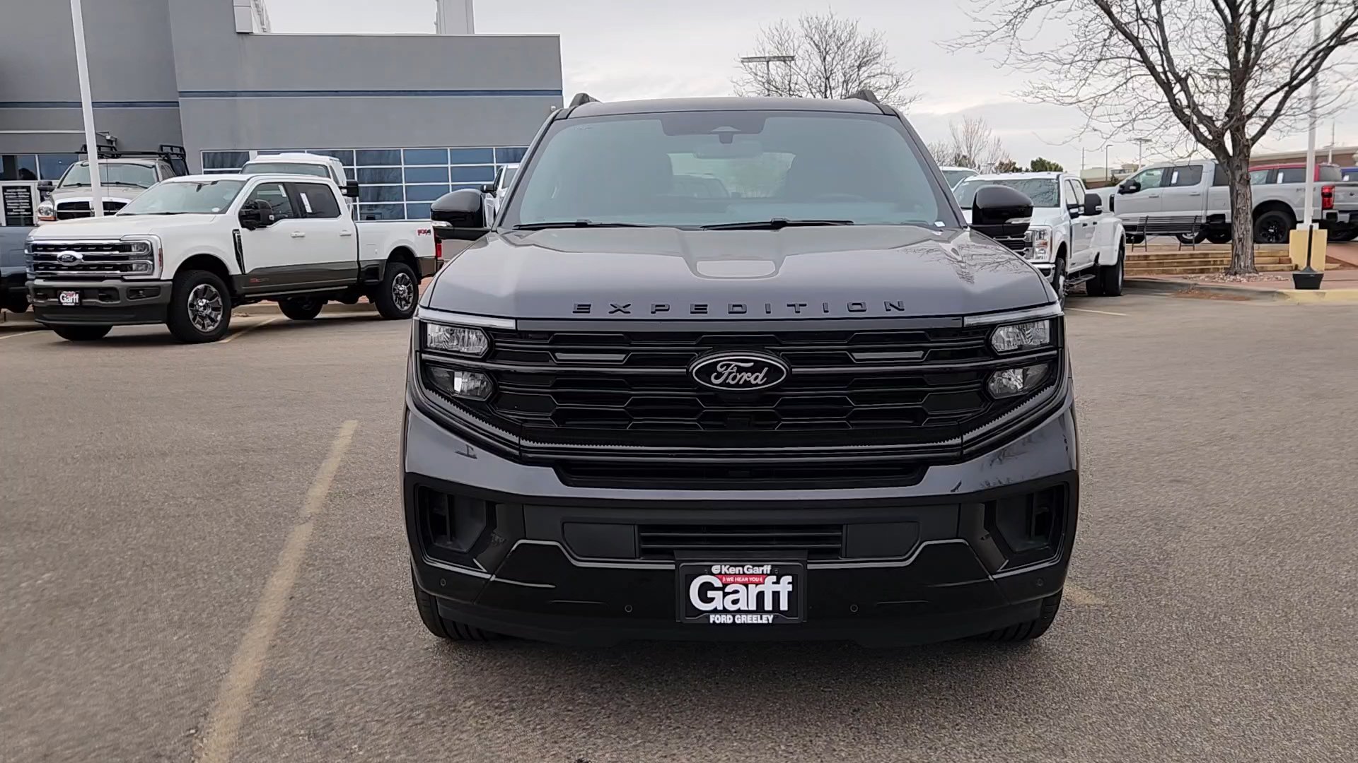 New 2026 Ford Expedition Platinum w/ Stealth Performance Package AWD/4WD image 4
