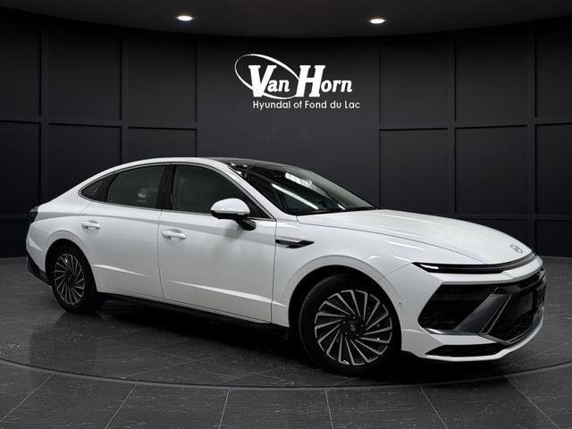 Used 2025 Hyundai Sonata Limited image 1