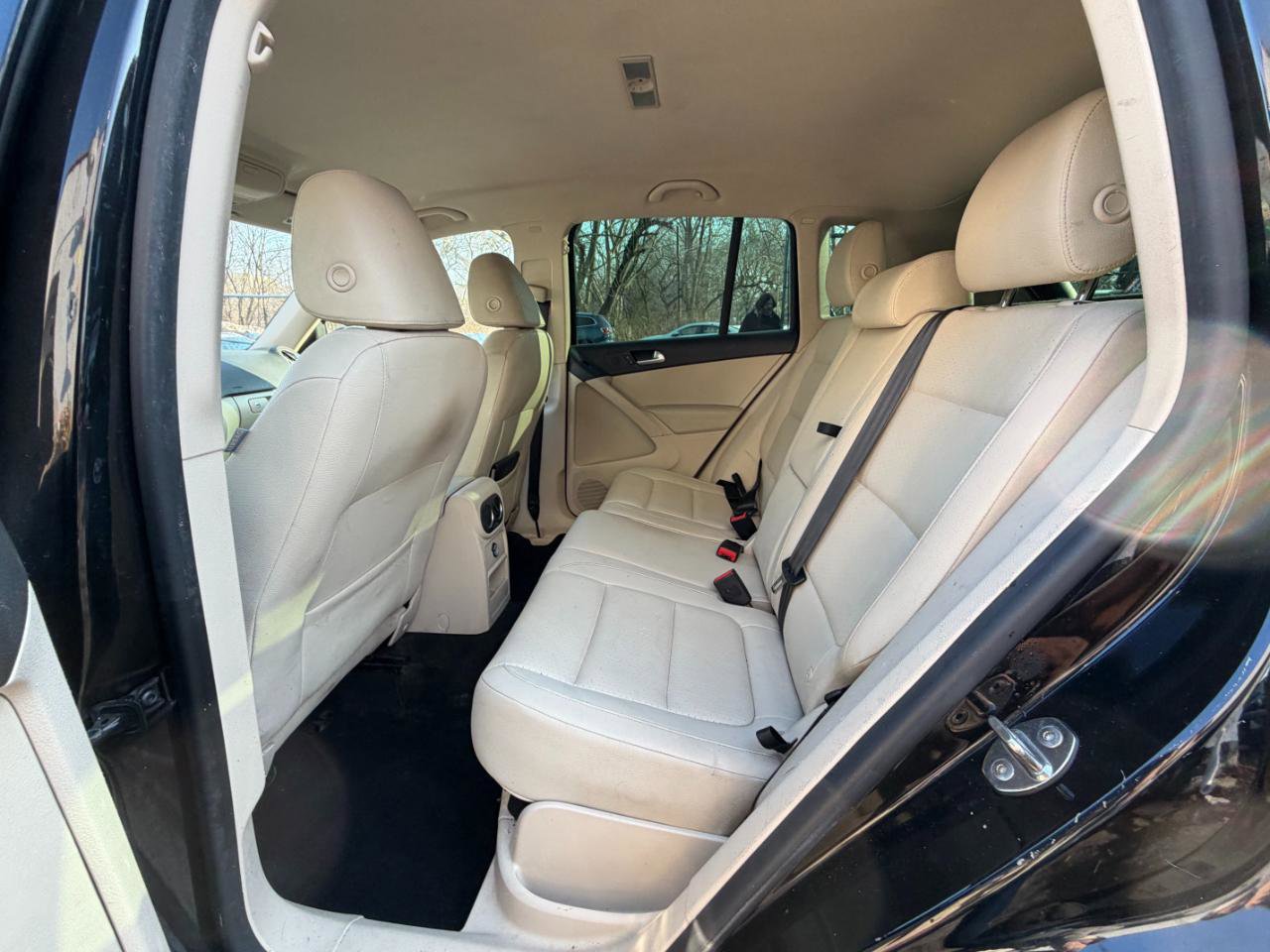 Used 2016 Volkswagen Tiguan S image 21