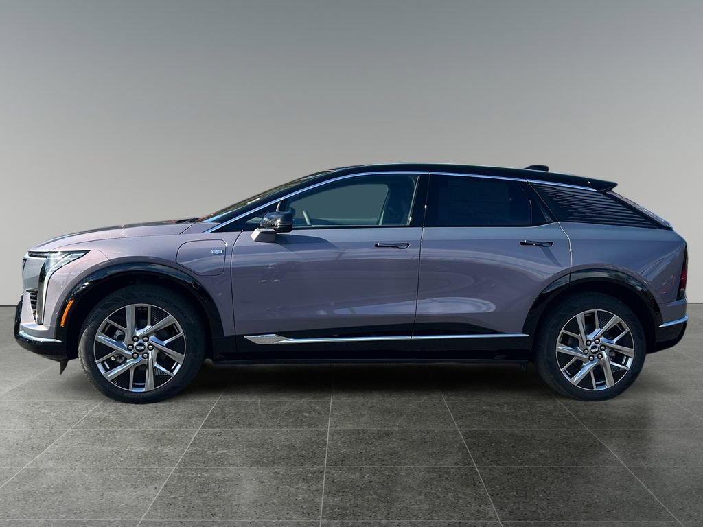 Used 2025 Cadillac Optiq Luxury 1 AWD/4WD image 4
