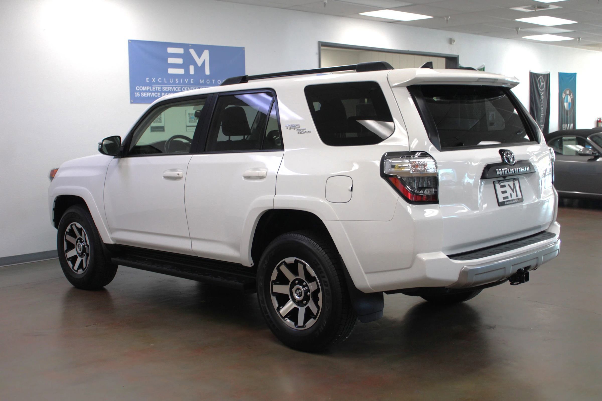 Used 2024 Toyota 4Runner TRD Off-Road Premium image 7