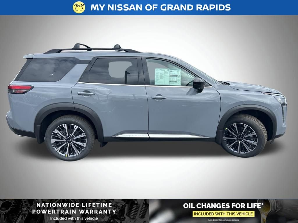 New 2026 Nissan Pathfinder Platinum image 6