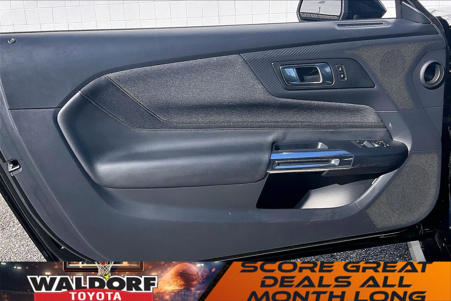 Used 2025 Ford Mustang GT image 27