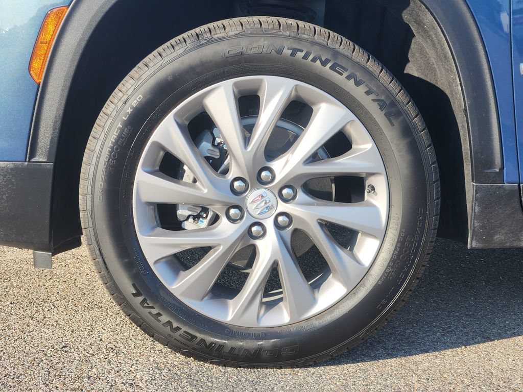Used 2026 Buick Enclave Preferred w/ Power Package FWD image 7