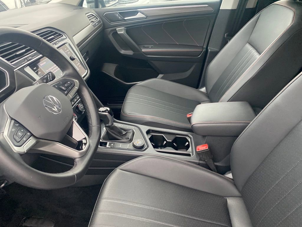 Used 2024 Volkswagen Tiguan Wolfsburg Edition image 5