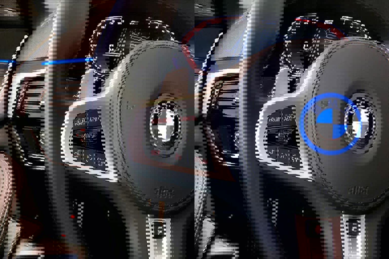 Used 2023 BMW 530e xDrive w/ Premium Package AWD/4WD image 23