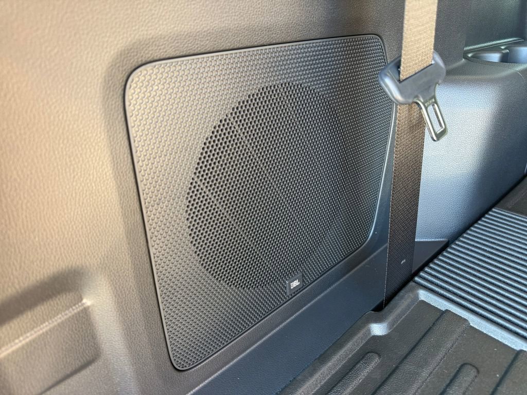 New 2025 Toyota Highlander Limited image 31