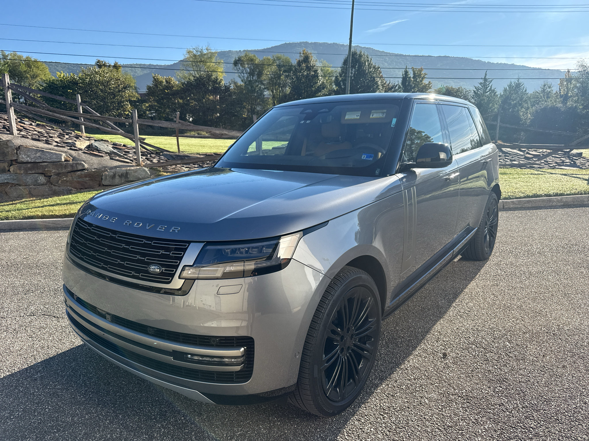 Used 2026 Land Rover Range Rover Long Wheelbase SE