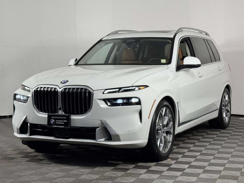 Used 2026 BMW X7 xDrive40i AWD/4WD image 7