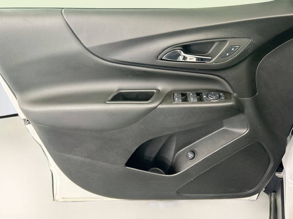 Used 2024 Chevrolet Equinox LT AWD/4WD image 22