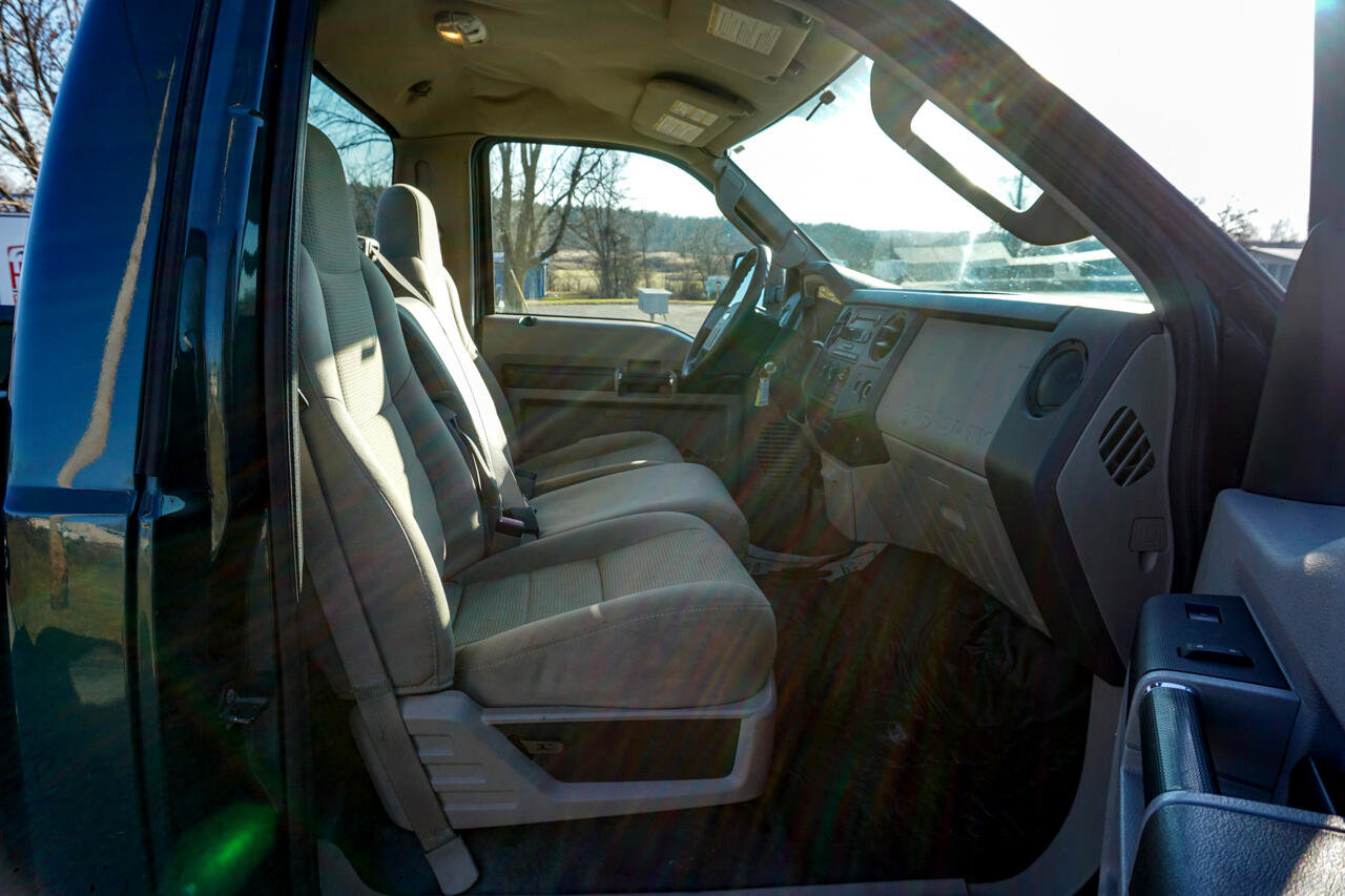 Used 2008 Ford F350 XLT image 16