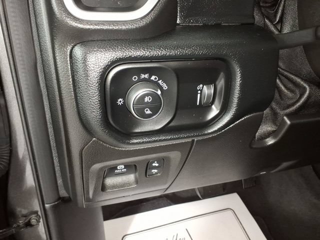 Used 2021 RAM 1500 Big Horn AWD/4WD image 15