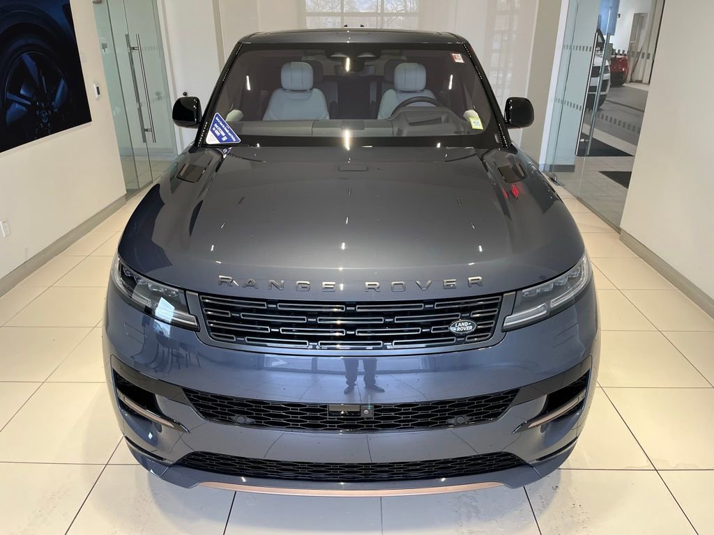 Used 2023 Land Rover Range Rover Sport First Edition image 12