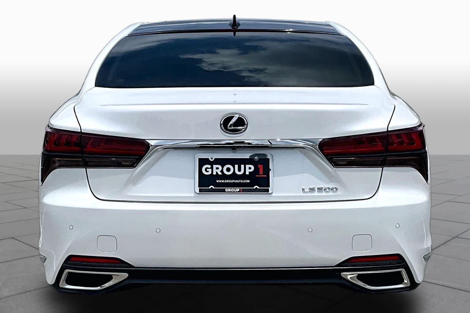 Used 2022 Lexus LS 500 w/ Interior Upgrade Package RWD image 5