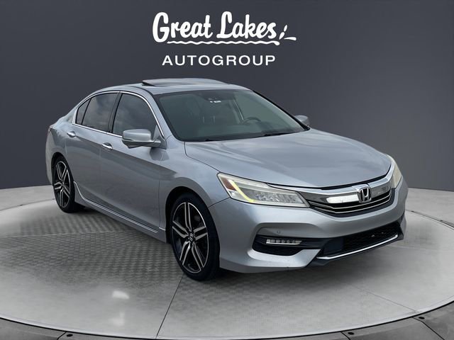 Used 2016 Honda Accord Touring image 7